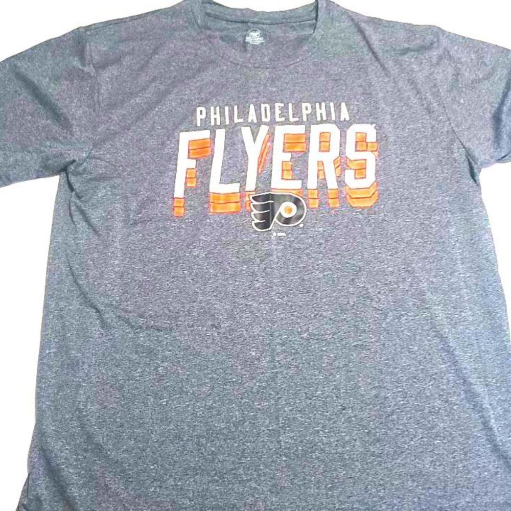 Brand New Philadelphia Flyers NHL XL Gray T-Shirt Lightweight